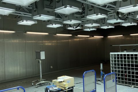 某汽車研究中心駕駛艙人體舒適度研究